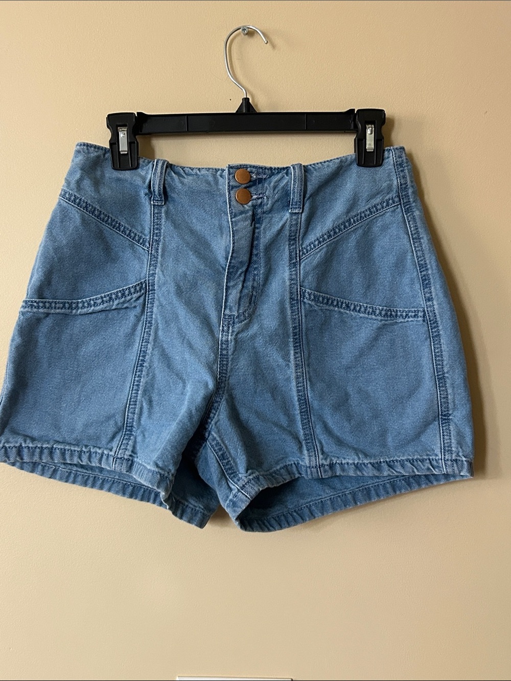 Universal Thread Double-Button Light Blue Denim Shorts